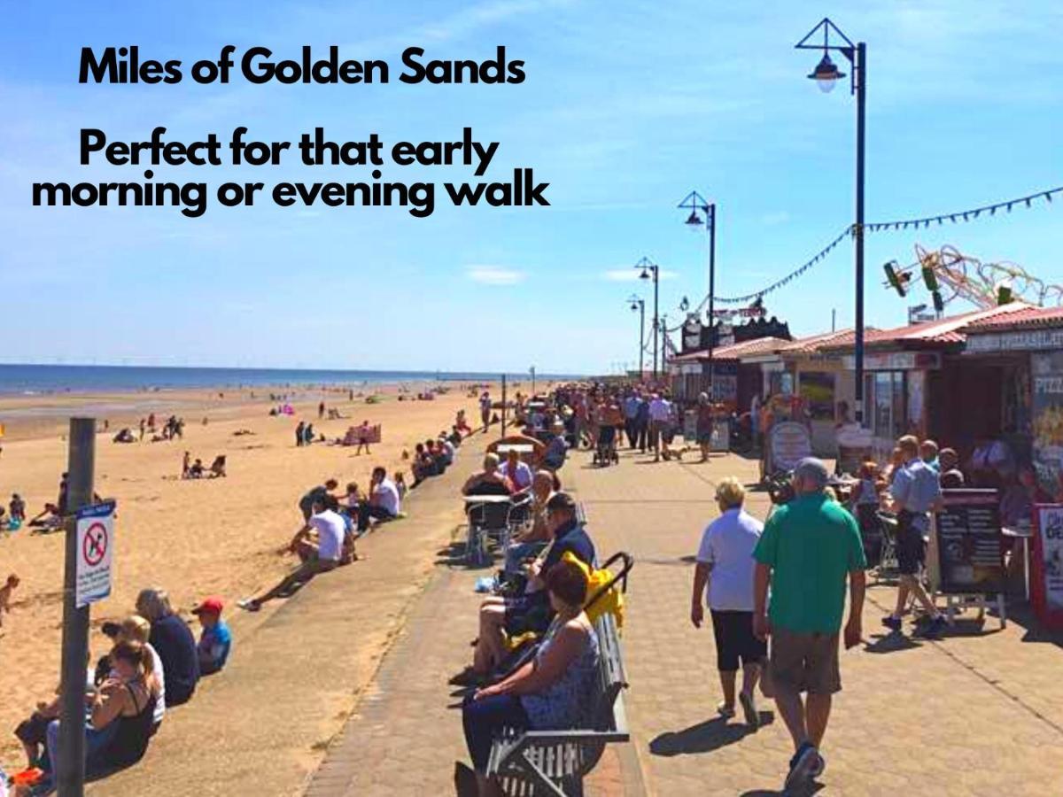 Romantic Lakeside Cottage By The Beach! With Super Cosy Log Burner! The Perfect Escape To Your Home From Home By The Sea! So Relaxing - You Won'T Want To Leave! Pet Friendly! Mablethorpe Εξωτερικό φωτογραφία